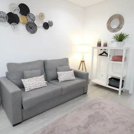 Moderno Nas Olaias A 5 Minutos Da Faculdade Isel E Ist * Lizbona